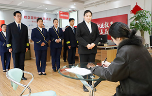 鄭州汽修學校_萬通學子成功就業